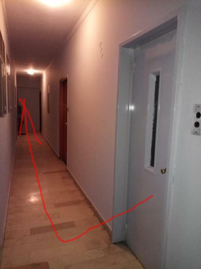 Cozy Studio Near Victoria Metro Station Афины Экстерьер фото